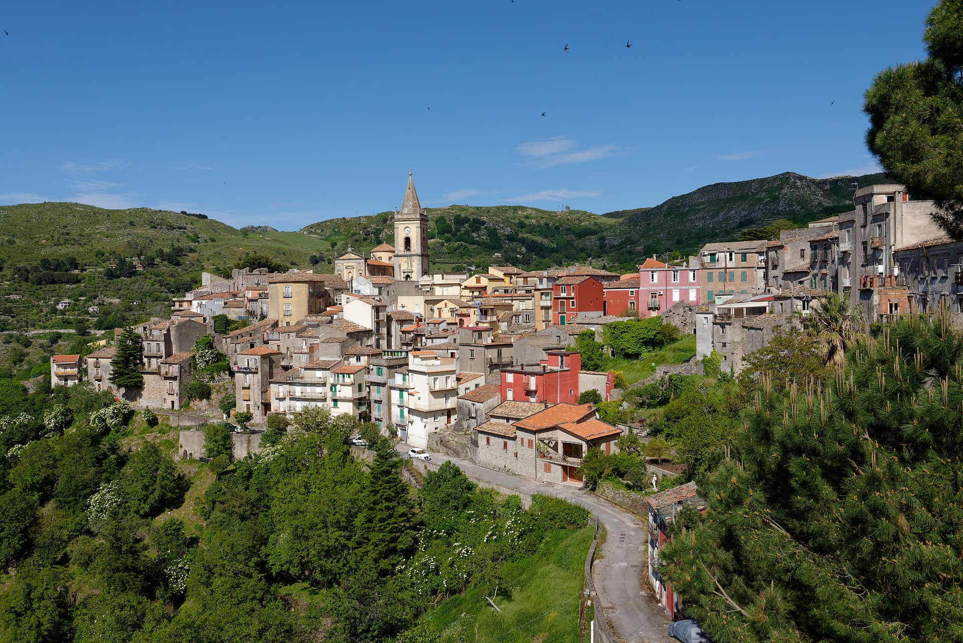 Le village de Novara di Sicilia