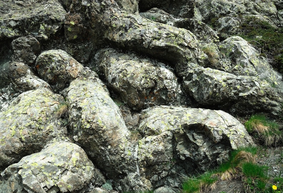 Laves en coussin du massif du Chenaillet